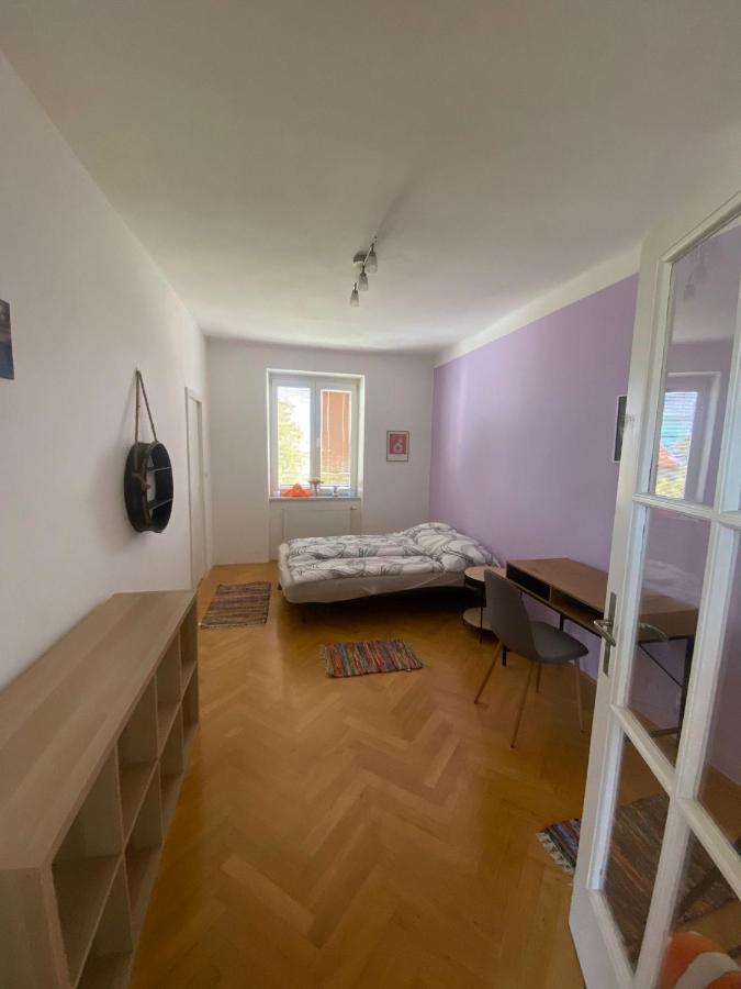 Malvazinky Apartment Prague